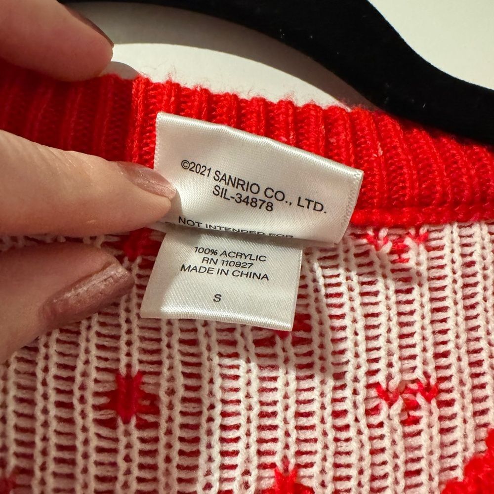Hello kitty sweater - Picture 2 of 3